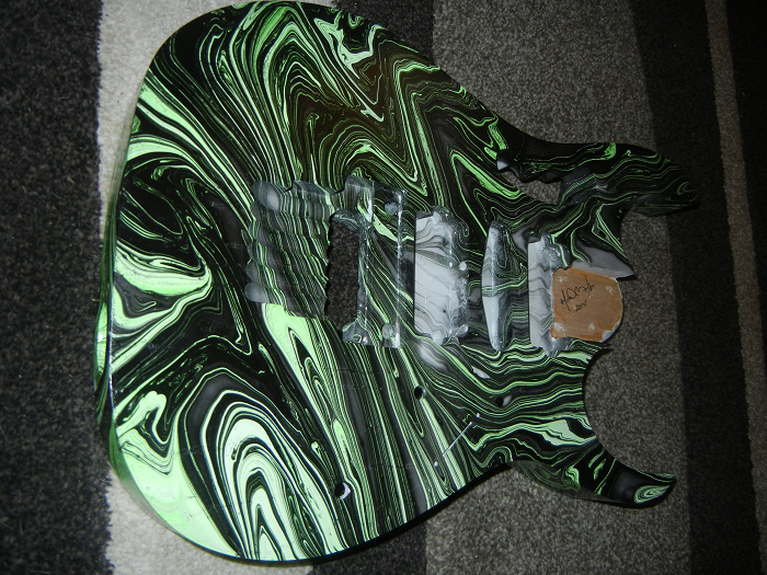 Jem Swirl Black And Green Image